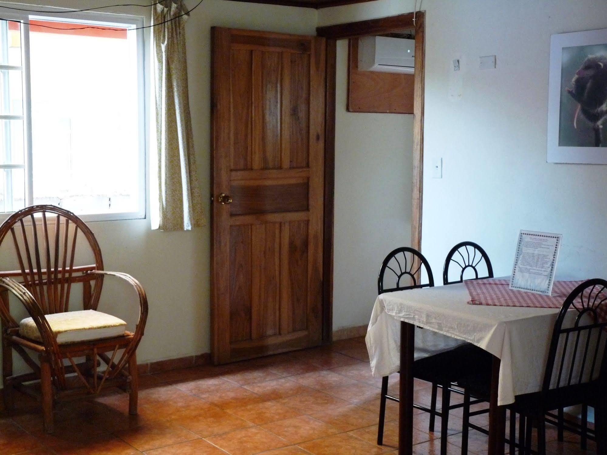 Hotel Posada Isla Chica Bocas del Toro 外观 照片